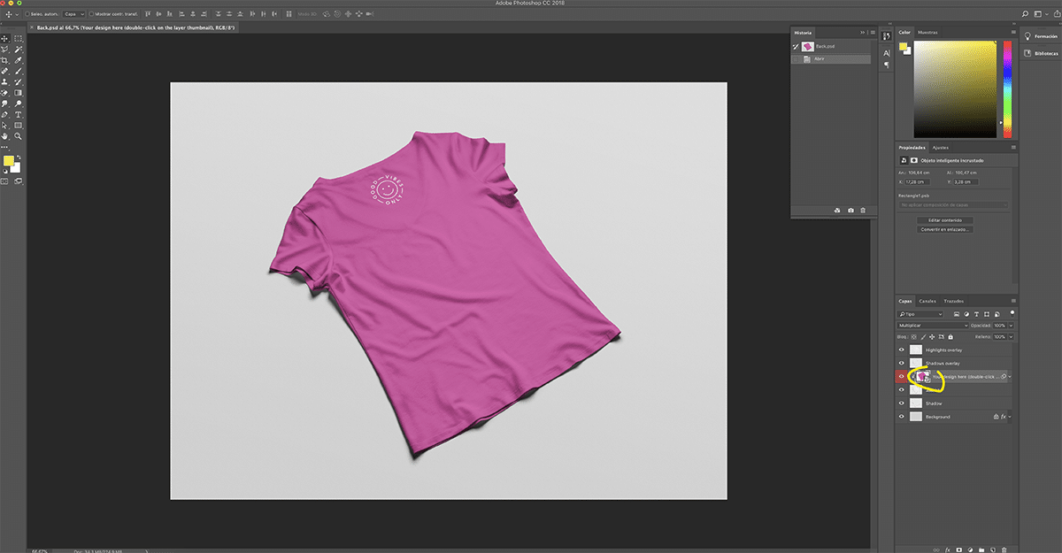 We open the t-shirt mockup to pass our design